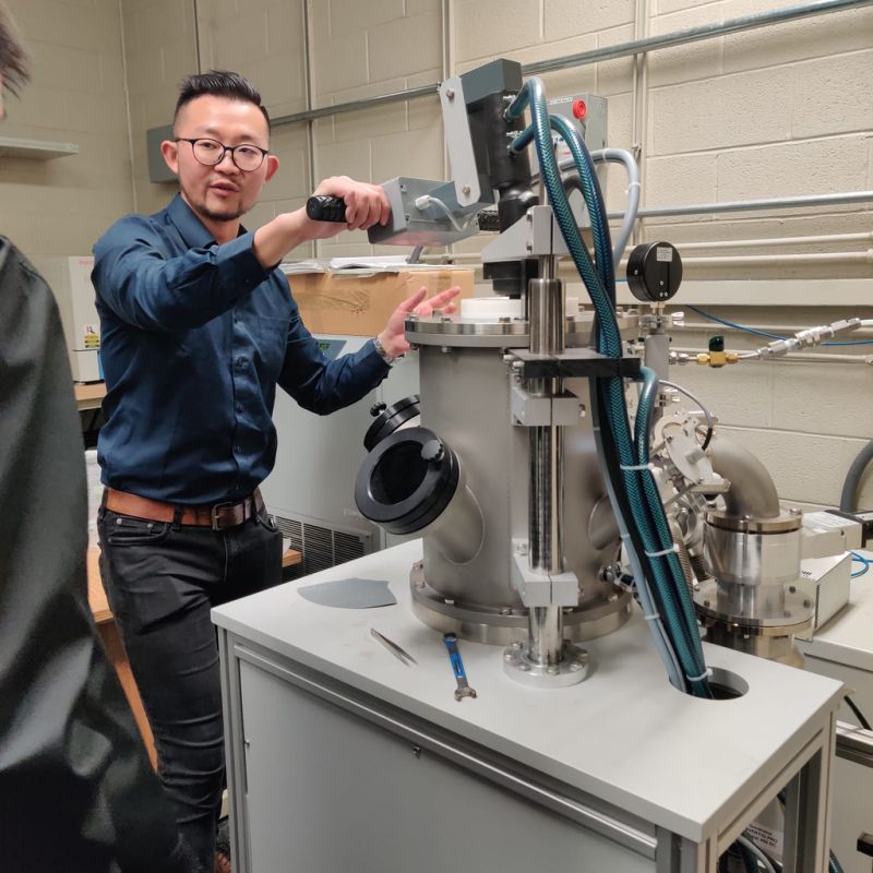 Fei-Fan (ESR 4) in the casting lab of Yale University for his secondment.